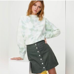 Wilfred Free Aritzia Karmen Corduroy Mini Skirt In Olive Button Up Size 6